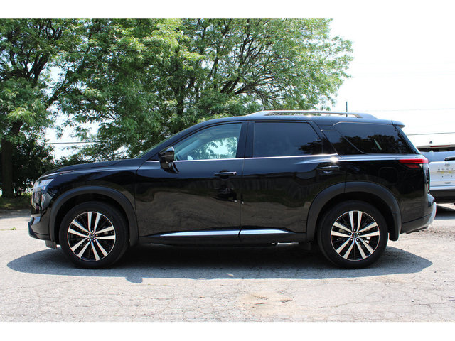 2024 Nissan Pathfinder Platinum-3