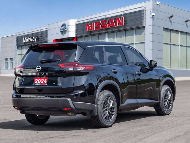 2024 Nissan Rogue S-4