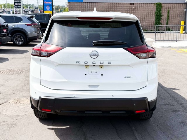 2024 Nissan Rogue S-6