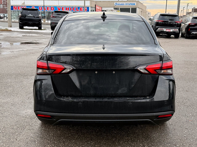 2021 Nissan Versa SV-5