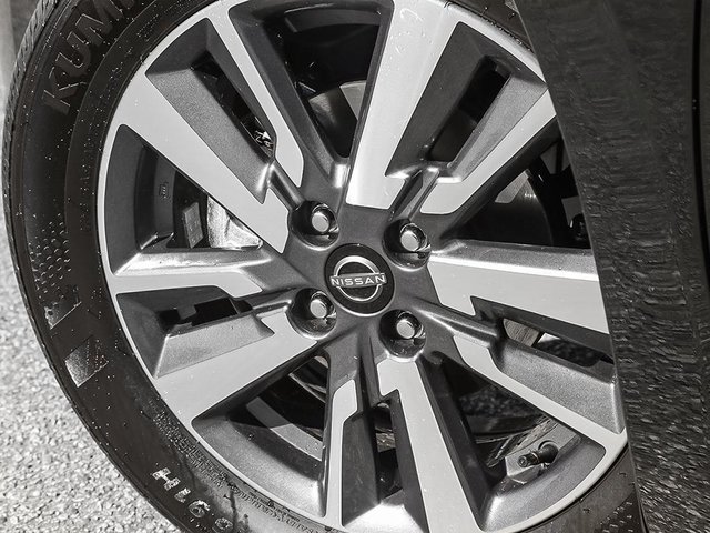 2025 Nissan Versa SV-7