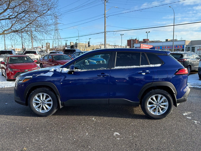 2023 Toyota Corolla Cross LE-3