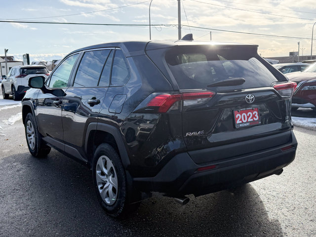 2023 Toyota RAV4 LE-4