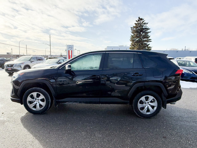 2023 Toyota RAV4 LE-3