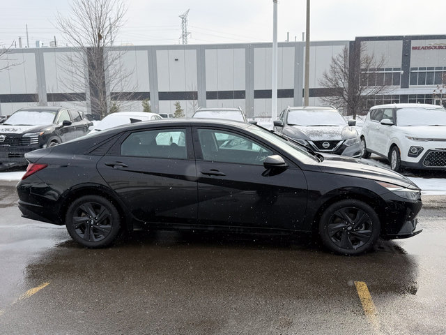 2023 Hyundai Elantra Preferred-7