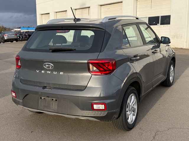 2024 Hyundai Venue Preferred-6