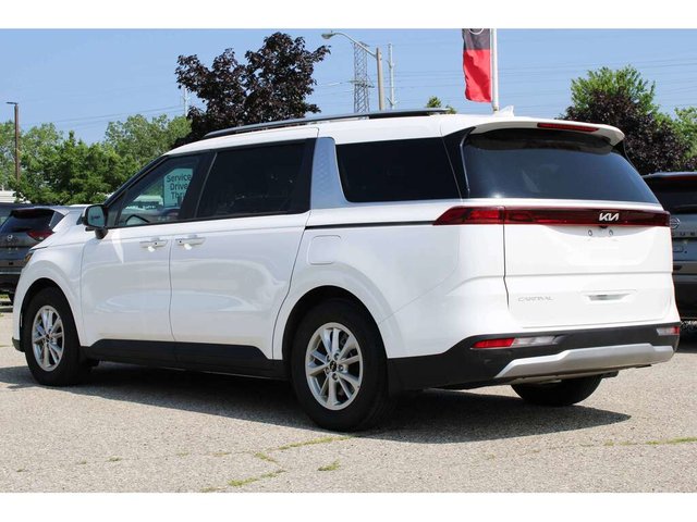 2024 Kia Carnival LX-4