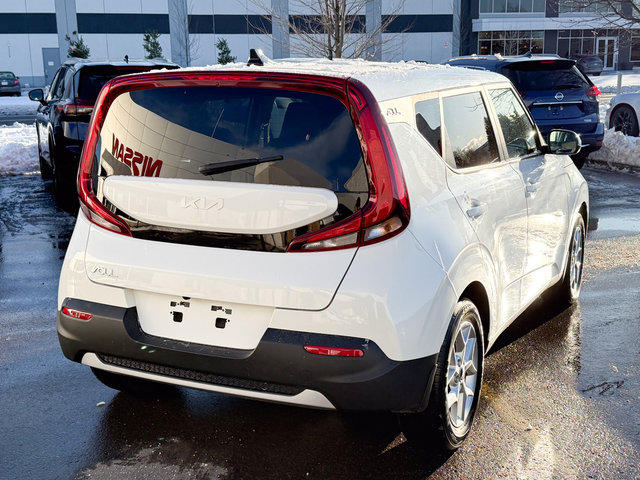 2022 Kia Soul EX-6