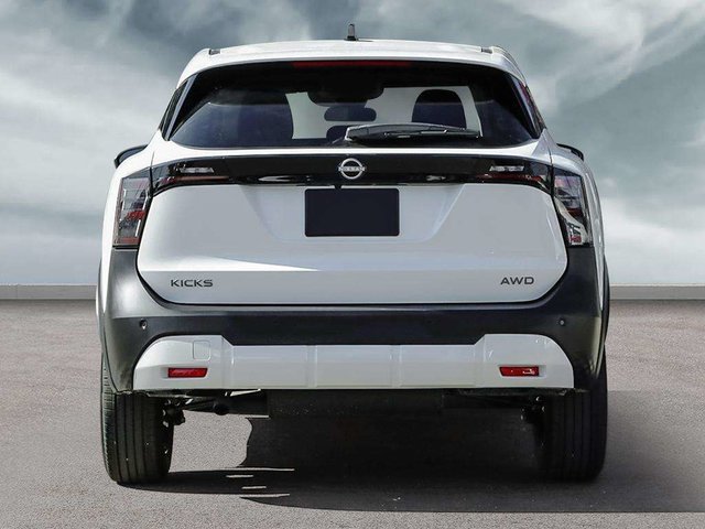2026 Nissan Kicks SV Premium AWD-4