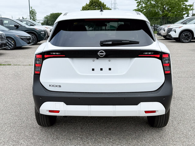 2026 Nissan Kicks SV-5