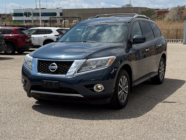 2014 Nissan Pathfinder SV-2