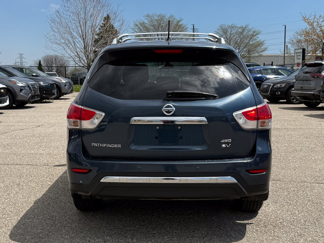 2014 Nissan Pathfinder SV-5