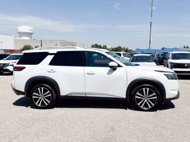 2025 Nissan Pathfinder Platinum-7