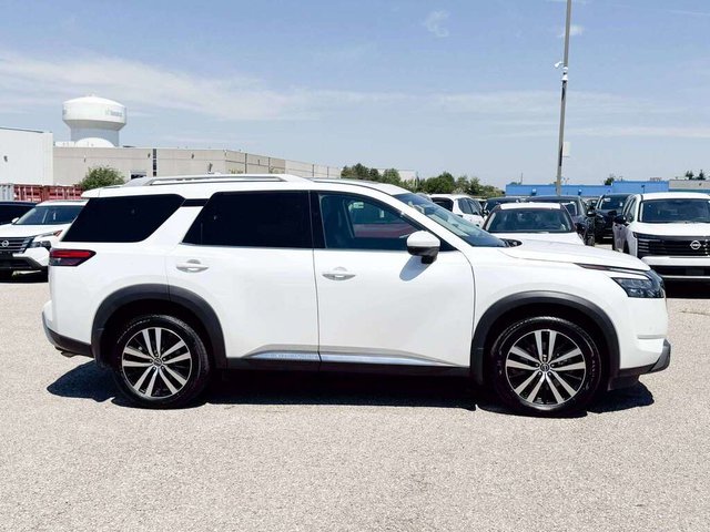2025 Nissan Pathfinder Platinum-7