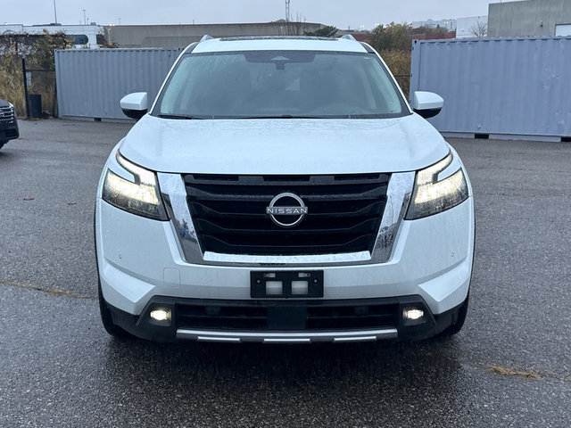 2025 Nissan Pathfinder Platinum-1
