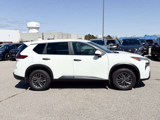 2024 Nissan Rogue S-7