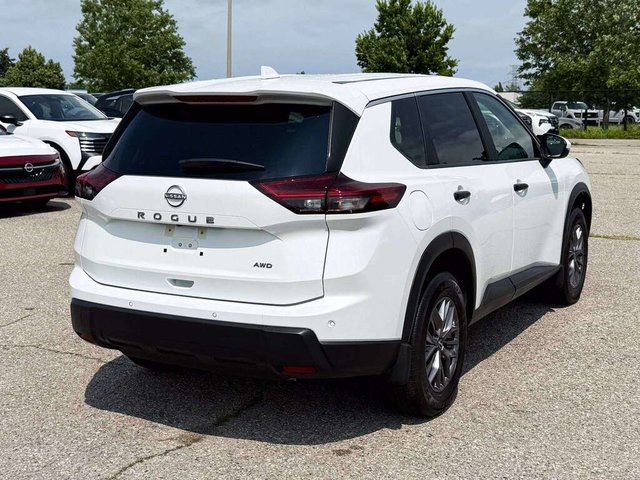 2026 Nissan Rogue S-7
