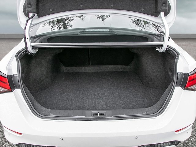 2024 Nissan Sentra SV-6