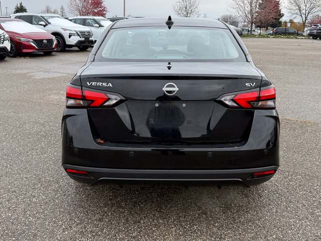 2023 Nissan Versa 1.6 SV-5