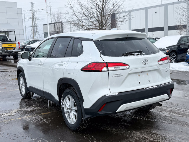 2023 Toyota Corolla Cross LE-4