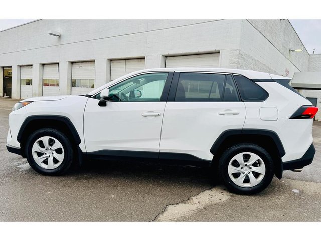 2023 Toyota RAV4 LE-2