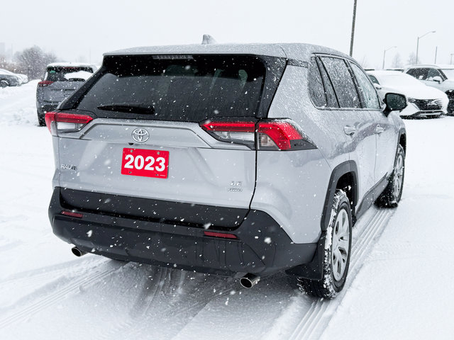 2023 Toyota RAV4 LE-6