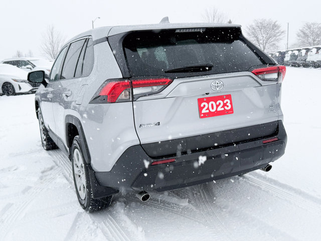 2023 Toyota RAV4 LE-4