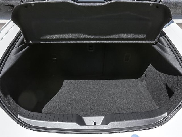 2025 Mazda 3 Sport GS-6