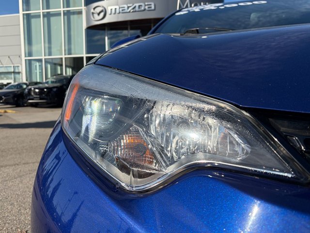 2015 Toyota Corolla 4-door Sedan S CVTi-S-2