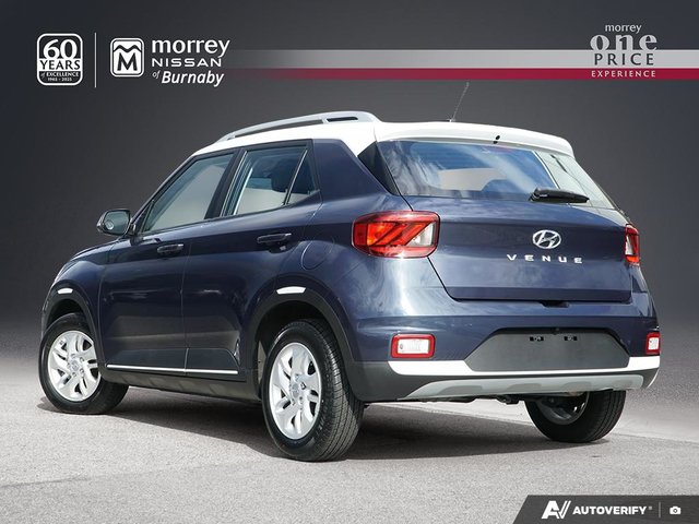 2025 Hyundai Venue PREFERRED // NO ACCIDENTS-3