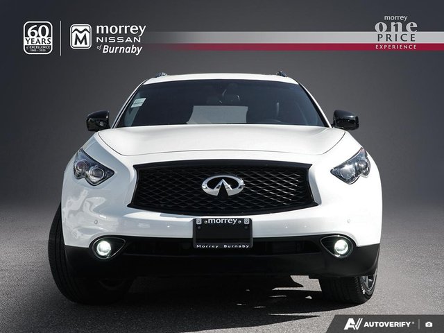 2017 Infiniti QX70 S MODEL // SUPER CLEAN CAR-1