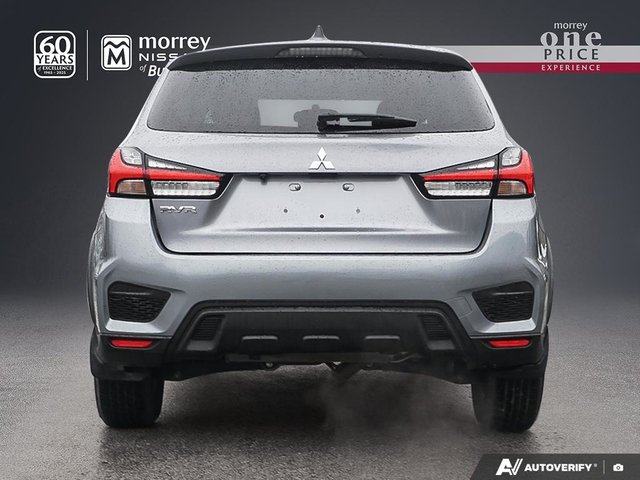 2020 Mitsubishi RVR SE FWD // NO ACCIDENTS-4