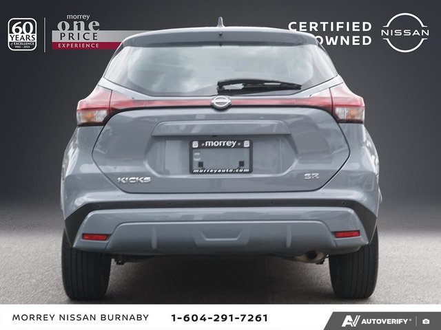 2023 Nissan Kicks SR CVT-5