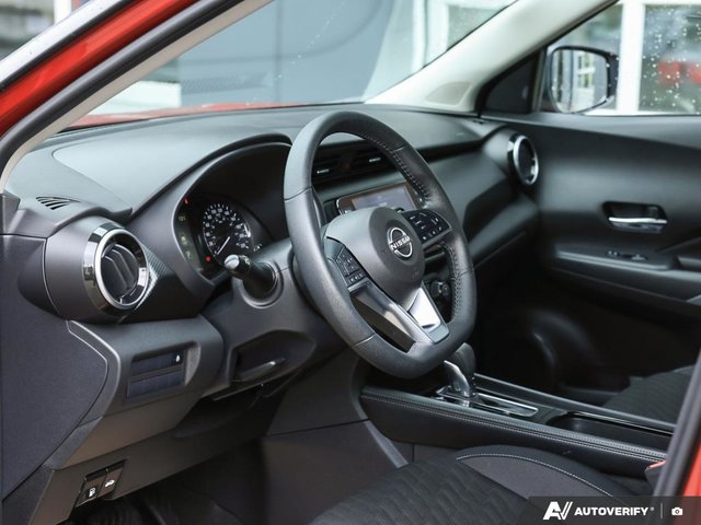 2023 Nissan Kicks SV CVT // 2.99% FINANCING-5