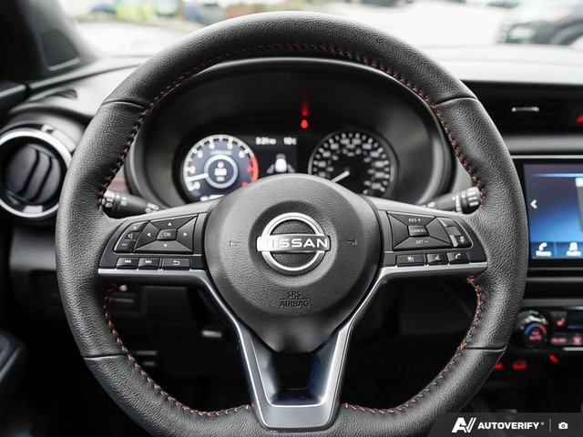 2024 Nissan Kicks SR PREMIUM // NO ACCIDENTS-6
