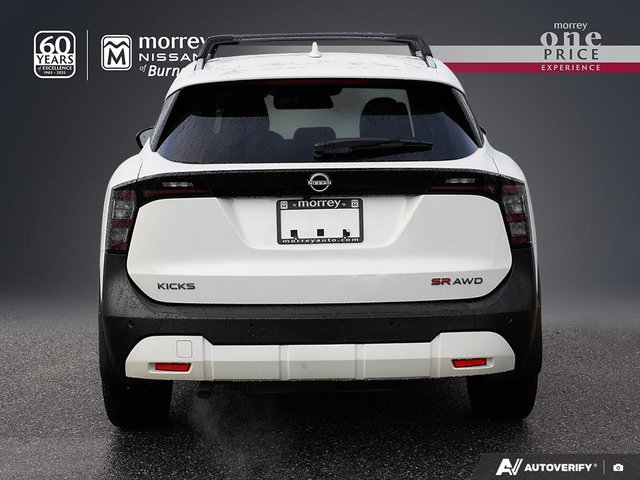 2025 Nissan Kicks SR AWD // SHOP AND COMPARE!-4