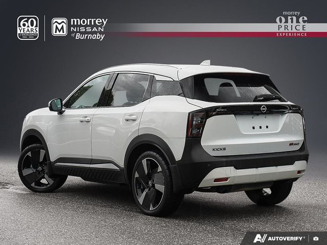 2025 Nissan Kicks SR AWD // LOW KMS-3