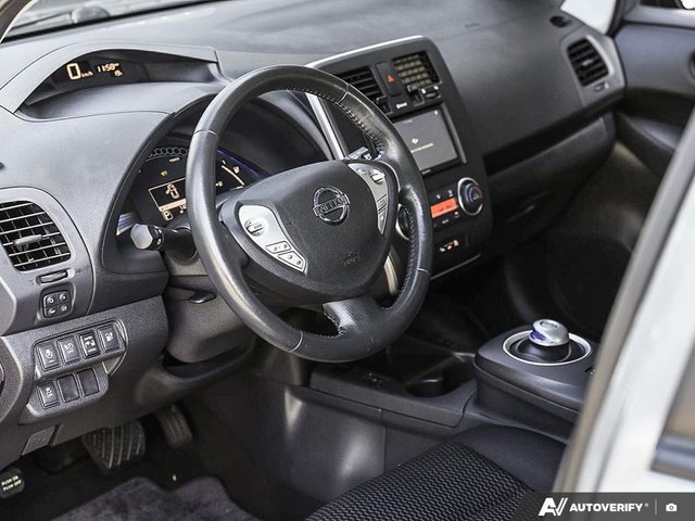 2015 Nissan LEAF S-5