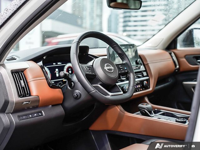 2024 Nissan Pathfinder PLATINUM // 2.99% FINANCING-5