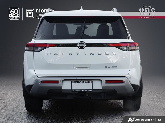 2024 Nissan Pathfinder SL // LEATHER // NAVIGATION-4