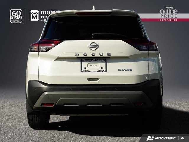 2023 Nissan Rogue SV AWD // ULTRA LOW KMS-4