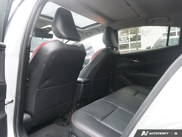 2024 Toyota Prius Prime XSE // NO ACCIDENTS-5