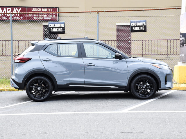 2023 Nissan Kicks SR PREMIUM NISSAN CERTIFIED PRE OWNED-6
