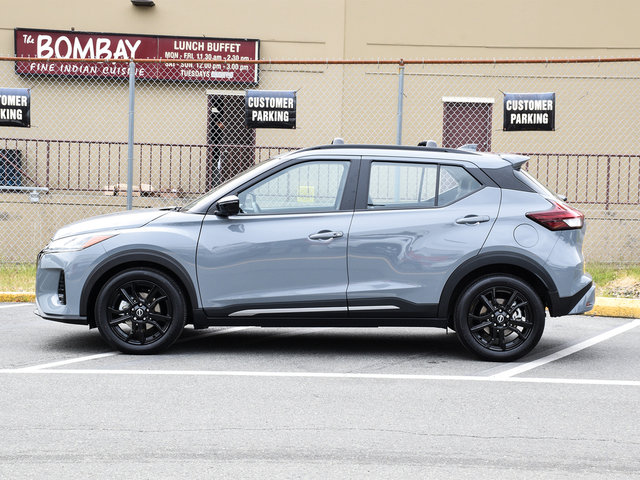 2023 Nissan Kicks SR PREMIUM NISSAN CERTIFIED PRE OWNED-2