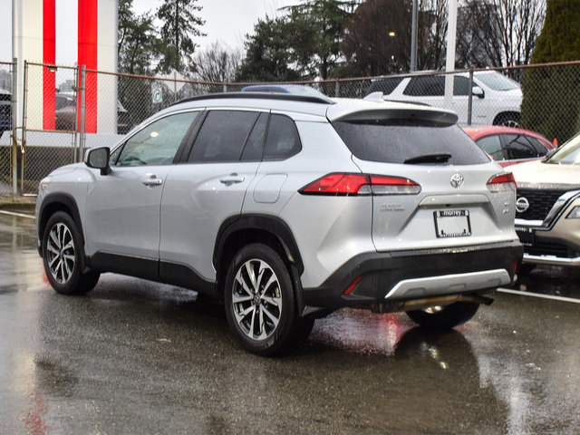 2022 Toyota Corolla Cross XLE AWD-2