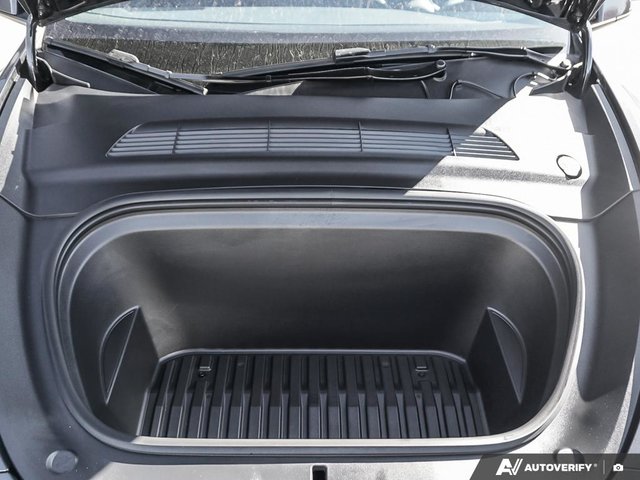 2024 Tesla Model Y Single Motor Standard Range-7