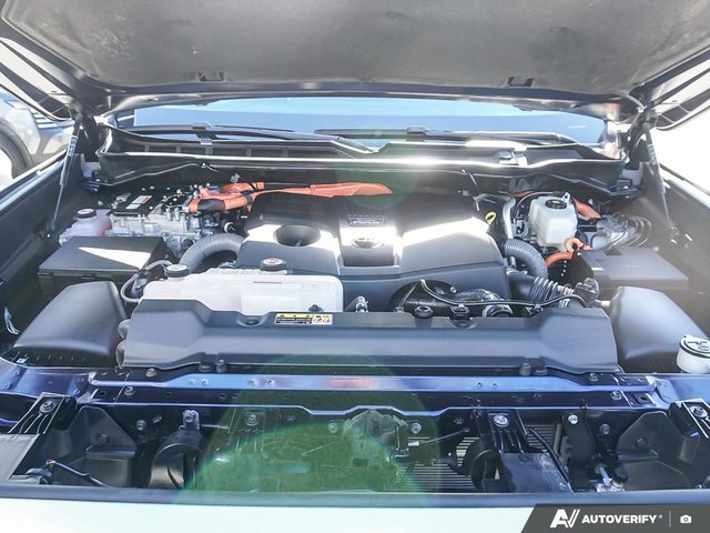 2022 Toyota Tundra Limited Hybrid | No Accidents-7