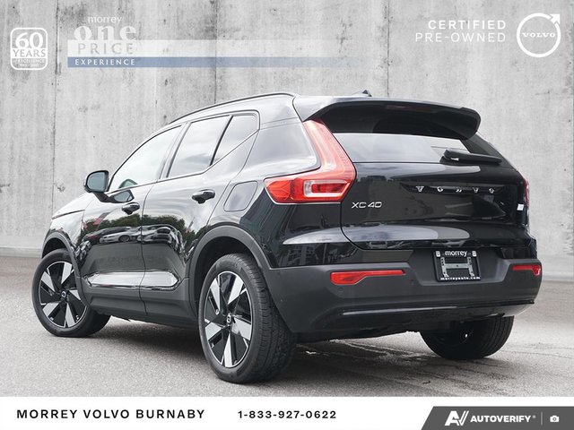 2024 Volvo XC40 Recharge Pure Electric Plus | Local BC | No Accidents | Lease Return-4