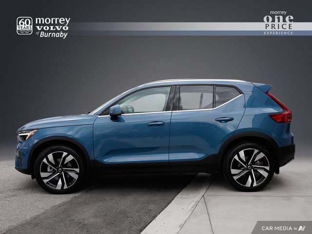 2024 Volvo XC40 Plus Bright Theme-2