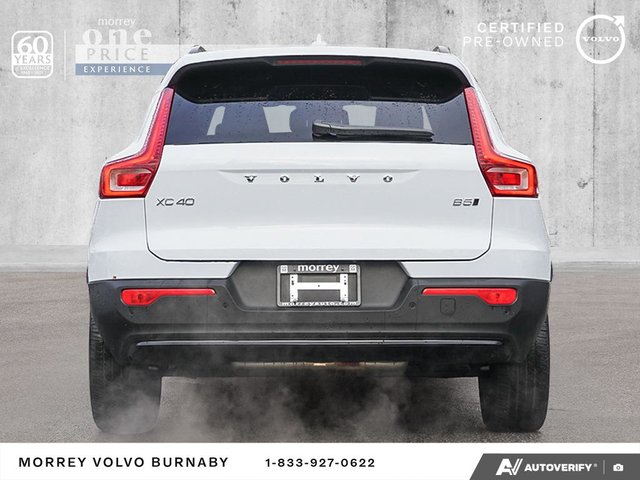 2025 Volvo XC40 Plus | Climate Package | Dark Theme-5